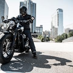 Bobber Black Riding